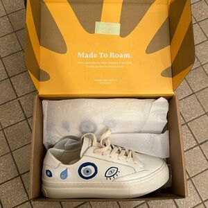 Brand new evil eye soludos sneakers